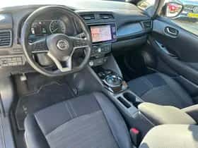 Nissan Leaf (2021) thumbnail 11