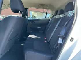 Nissan Leaf (2021) thumbnail 13