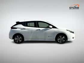 Nissan Leaf (2021) thumbnail 3