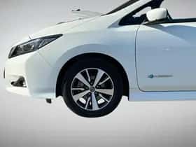 Nissan Leaf (2021) thumbnail 8