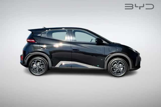 BYD Dolphin (2026) thumbnail 3