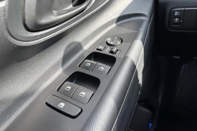Hyundai i20 (2022) thumbnail 25