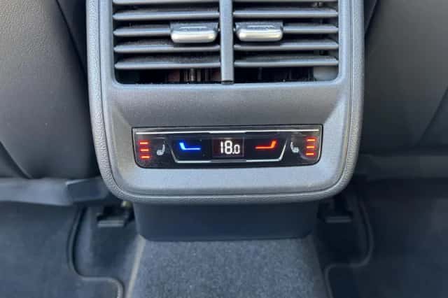 Volkswagen Passat (2025) thumbnail 23