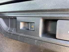 Volkswagen Passat (2025) thumbnail 24