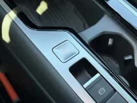 Volkswagen Passat (2025) thumbnail 36