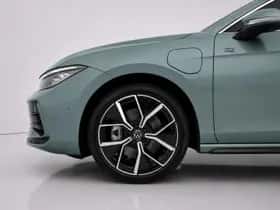 Volkswagen Passat (2025) thumbnail 8