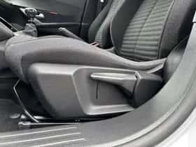 Peugeot 2008 (2022) thumbnail 23