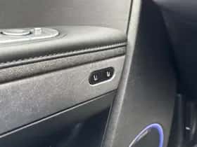 Hyundai Ioniq 5 (2021) thumbnail 28