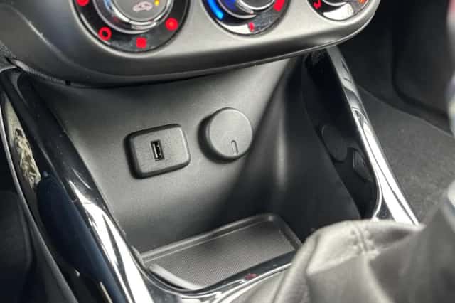 Opel Corsa (2019) thumbnail 23