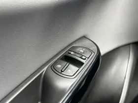 Opel Corsa (2019) thumbnail 25