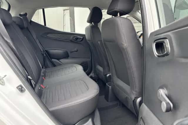 Hyundai i10 (2023) thumbnail 12