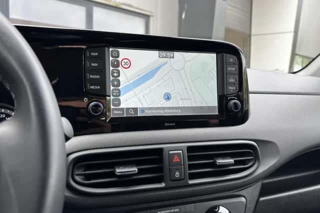 Hyundai i10 (2023) thumbnail 16