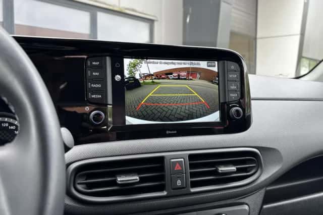 Hyundai i10 (2023) thumbnail 17