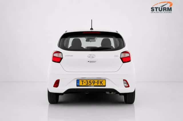 Hyundai i10 (2023) thumbnail 5