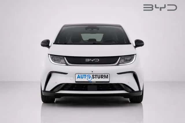 BYD Dolphin (2026) thumbnail 2