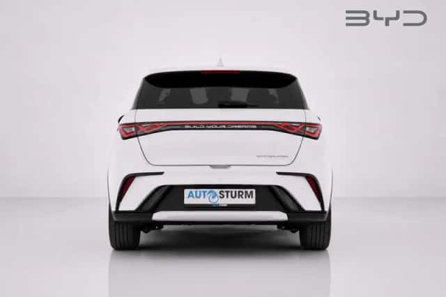 BYD Dolphin (2026) thumbnail 5