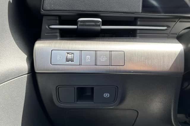 Hyundai Kona (2025) thumbnail 22