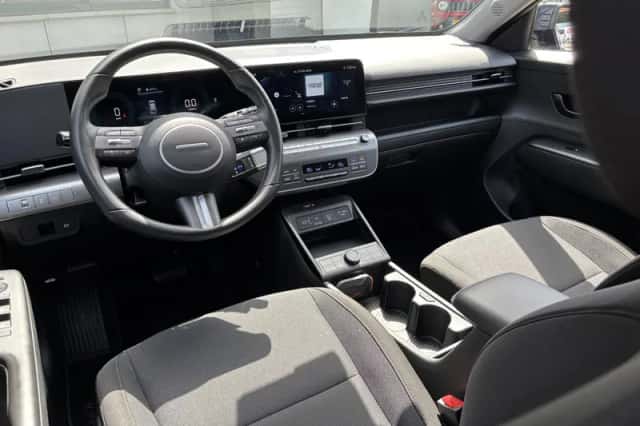 Hyundai Kona (2025) thumbnail 7