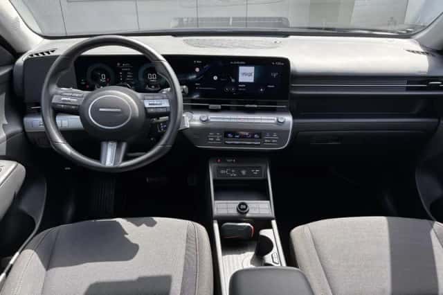 Hyundai Kona (2025) thumbnail 8