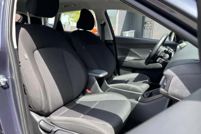 Hyundai Kona (2025) thumbnail 9