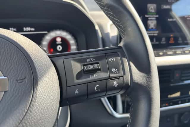 Nissan Qashqai (2022) thumbnail 14