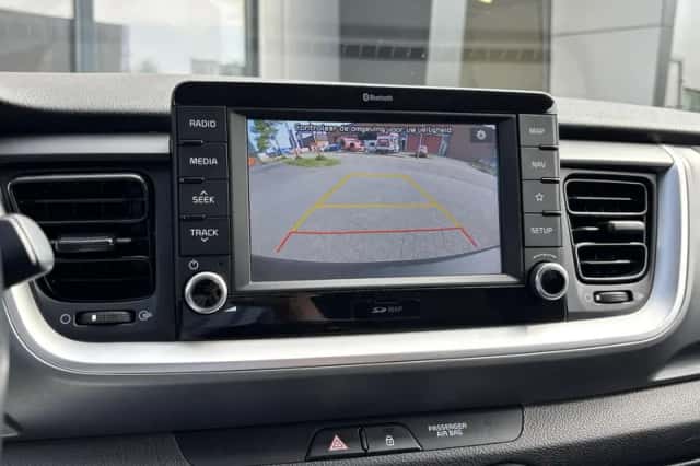 Kia Stonic (2020) thumbnail 19