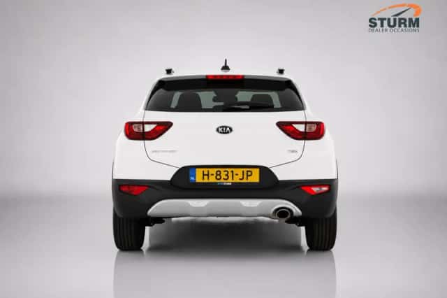 Kia Stonic (2020) thumbnail 5