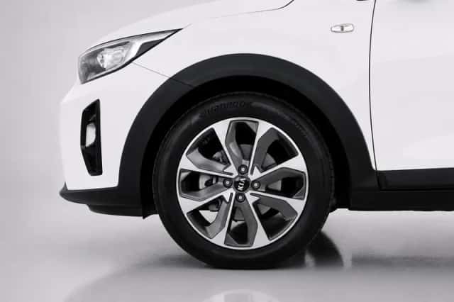 Kia Stonic (2020) thumbnail 6
