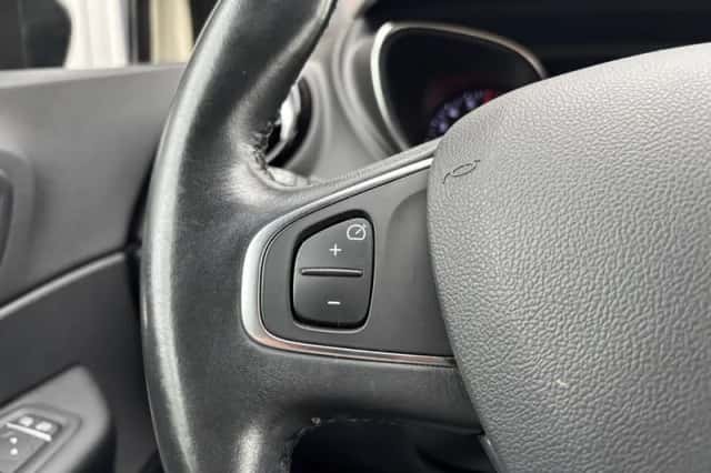 Renault Captur (2019) thumbnail 12