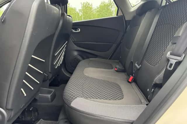 Renault Captur (2019) thumbnail 10