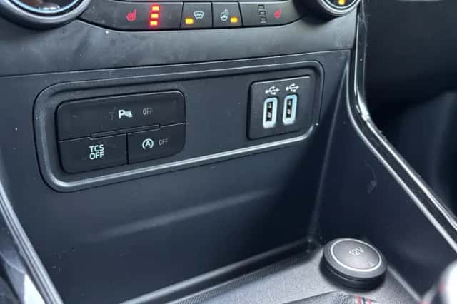 Ford EcoSport (2019) thumbnail 24