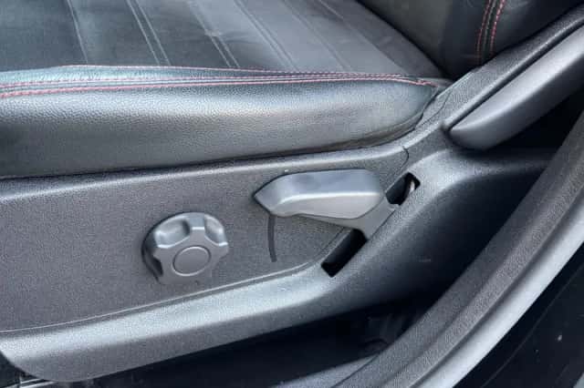 Ford EcoSport (2019) thumbnail 27