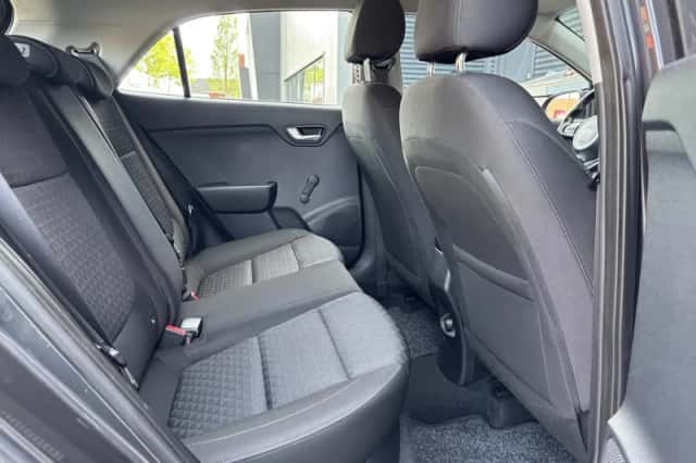 Kia Rio (2019) thumbnail 11