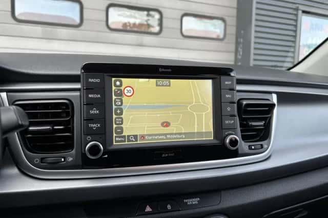 Kia Rio (2019) thumbnail 15