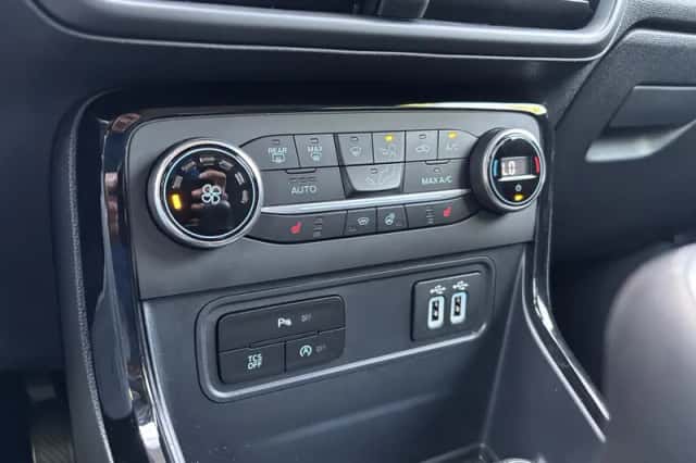 Ford EcoSport (2018) thumbnail 19