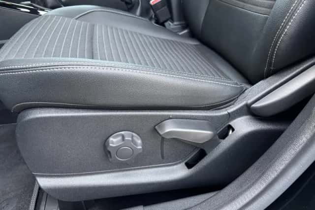 Ford EcoSport (2018) thumbnail 28