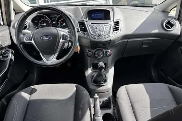 Ford Fiesta (2017) thumbnail 8