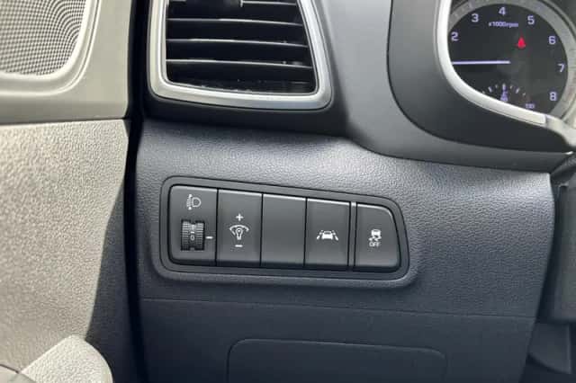 Hyundai Tucson (2019) thumbnail 22