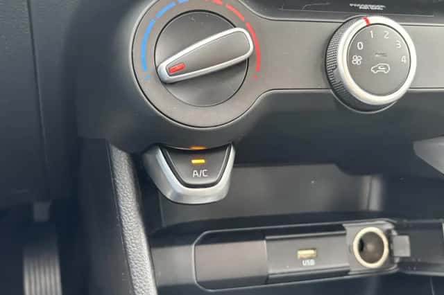 Kia Picanto (2021) thumbnail 19