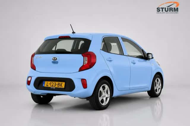 Kia Picanto (2021) thumbnail 3