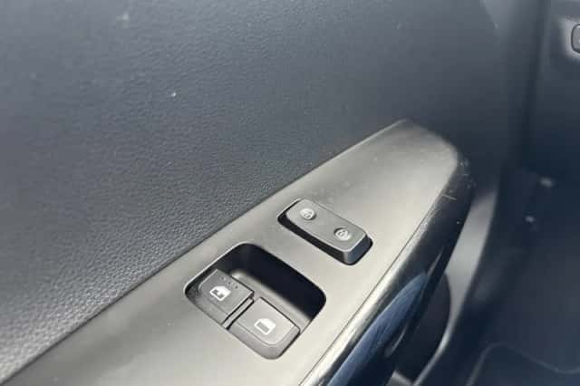 Kia Picanto (2021) thumbnail 22