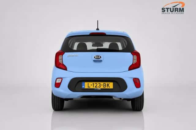 Kia Picanto (2021) thumbnail 5