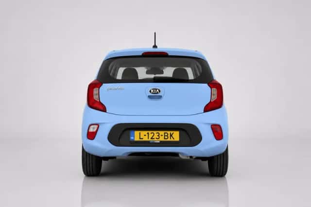 Kia Picanto (2021) thumbnail 5
