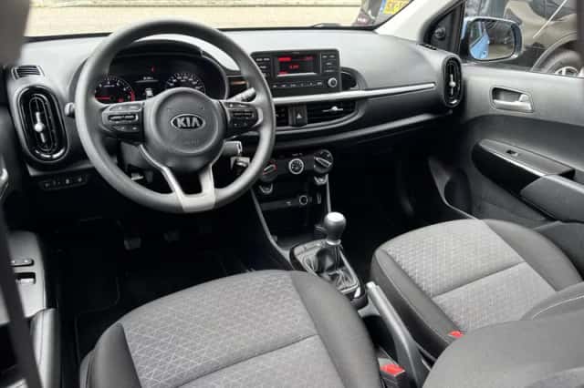 Kia Picanto (2021) thumbnail 8