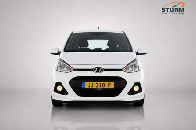 Hyundai i10 (2016) thumbnail 2