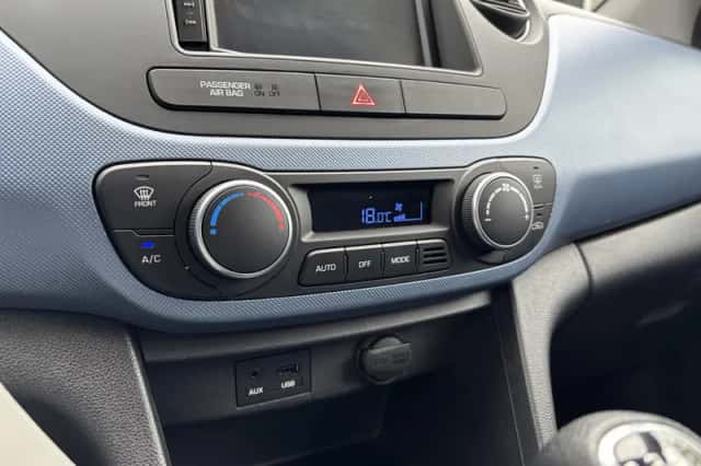 Hyundai i10 (2016) thumbnail 16
