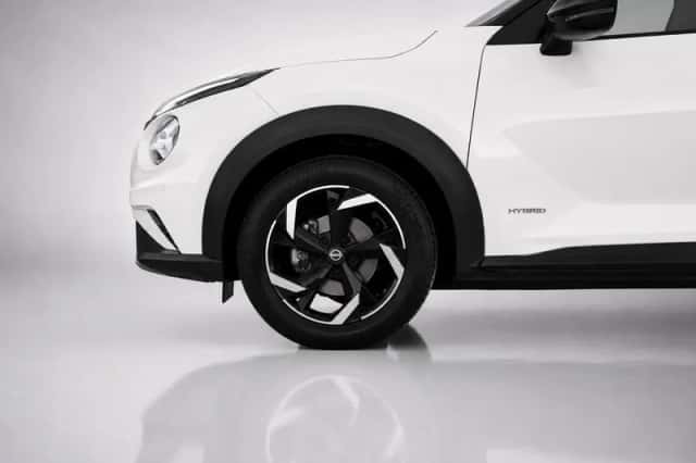 Nissan Juke (2023) thumbnail 6
