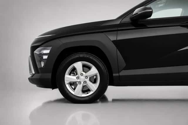 Hyundai Kona (2025) thumbnail 5