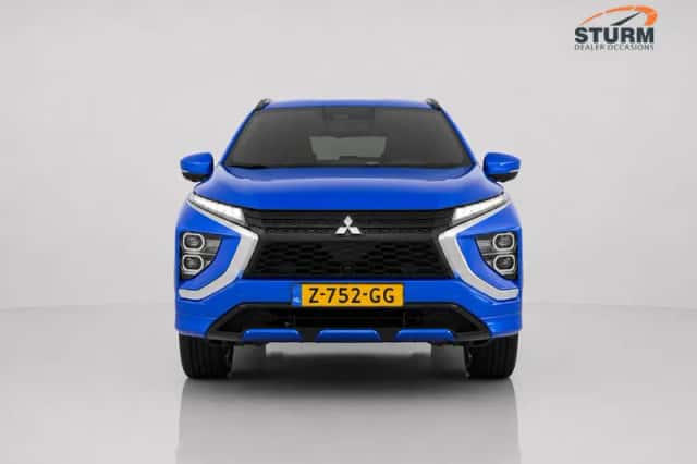 Mitsubishi Eclipse Cross (2024) thumbnail 2