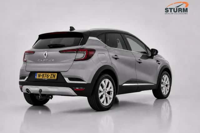 Renault Captur (2021) thumbnail 3
